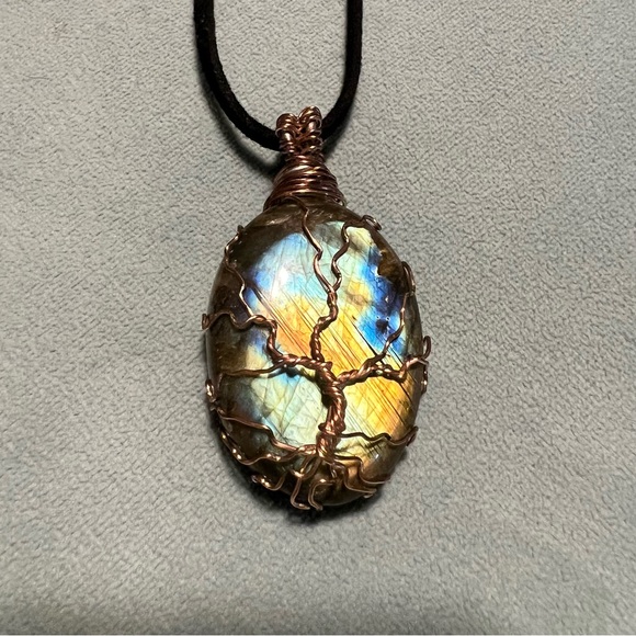 Labradorite Copper Wire Suede Cord Necklace Flashy Gorgeous - Picture 3 of 6